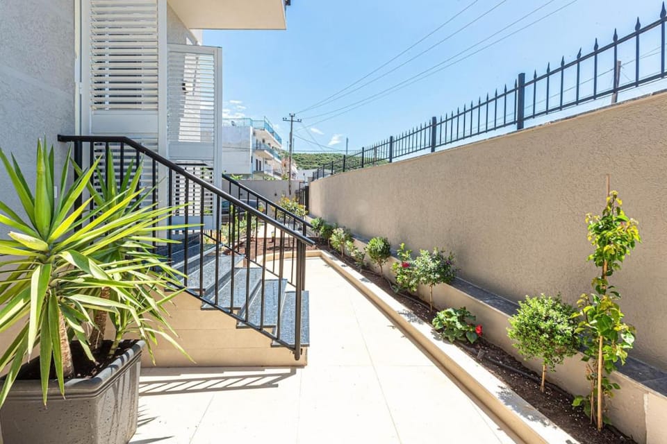 New Dhermi Icon 1 - Parking and Kitchen Apartment in Dhërmi
