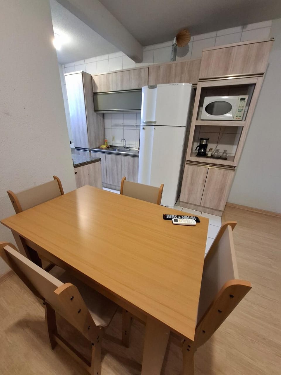 Apartamento com sacada, estacionamento e piscina Apartment in São Leopoldo