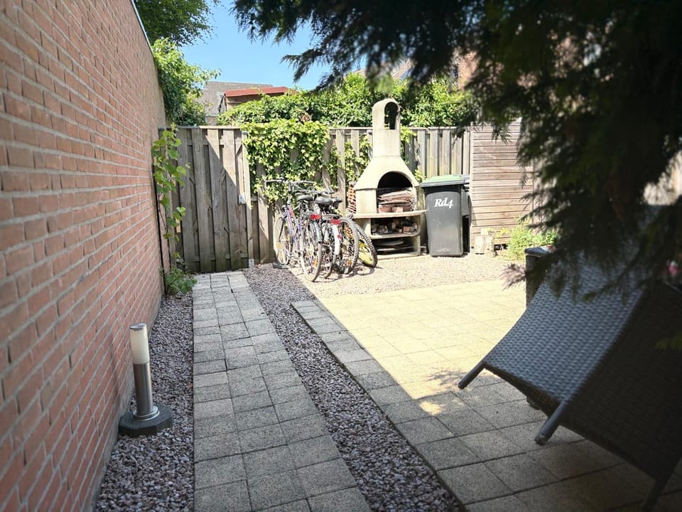 BBQ facilities, BBQ facilities, Garden