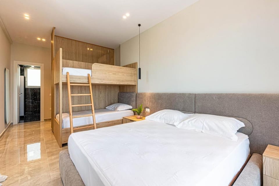 New Dhermi Icon 3 - Parking Apartment in Dhërmi