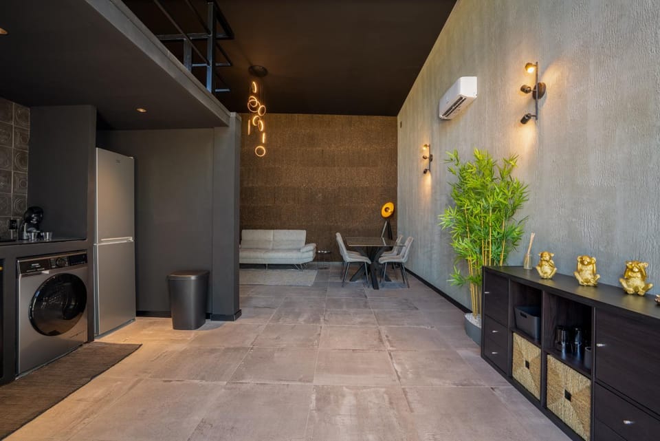 Kitchen or kitchenette, Living room, Seating area, washing machine