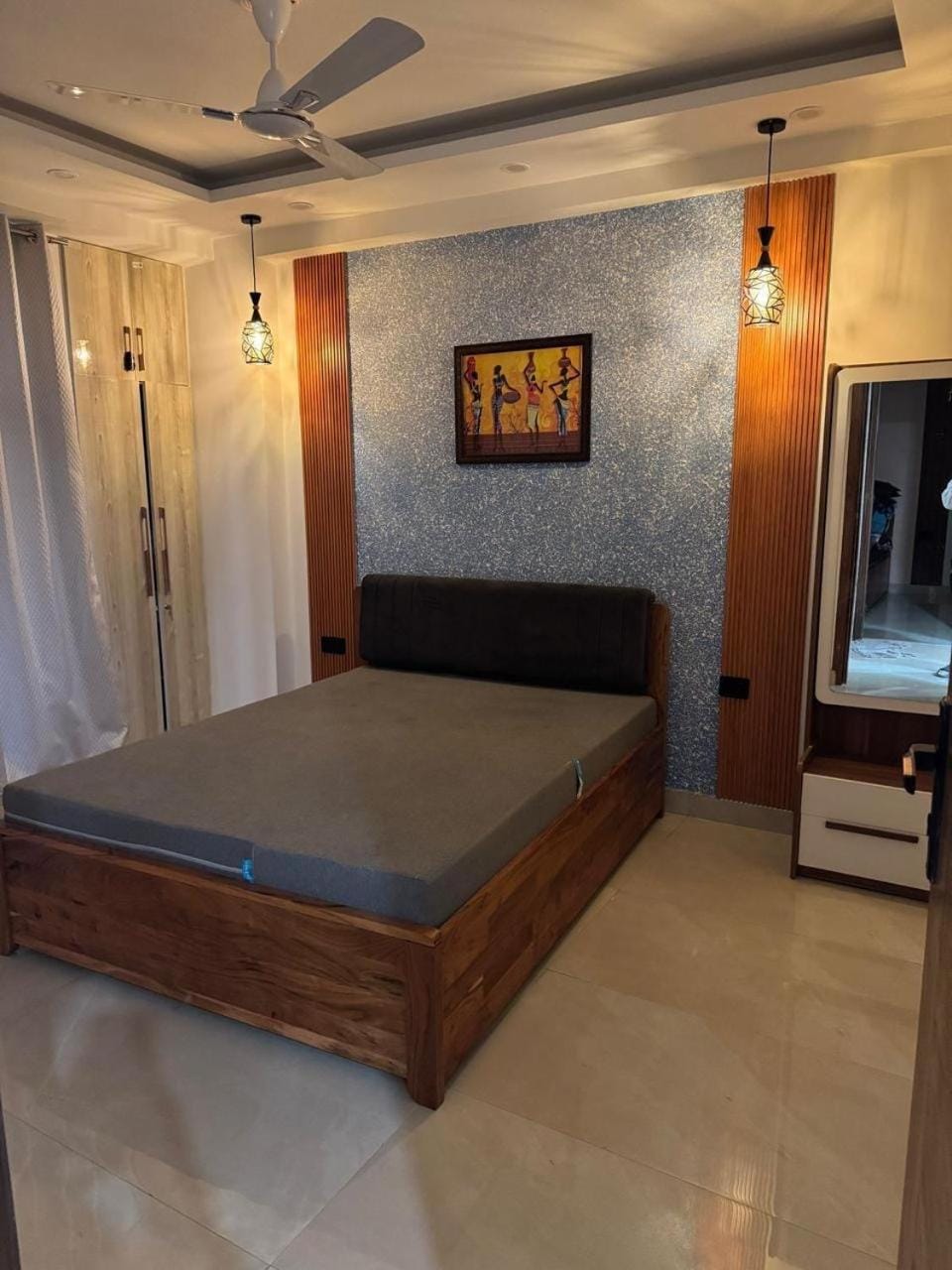 Radha Rani Premium Apartment Apartment in New Delhi