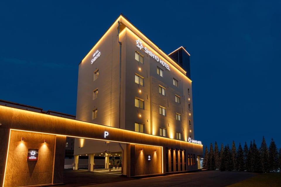 Property building, Night