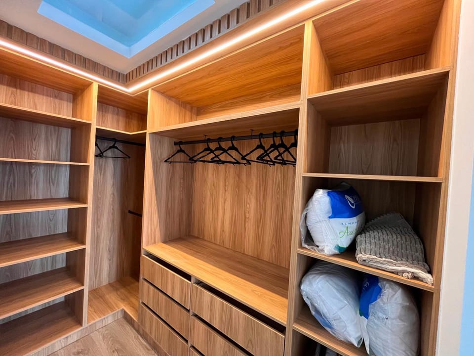 wardrobe
