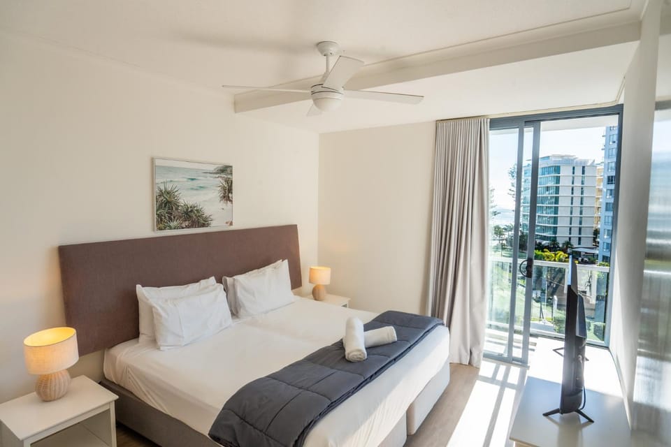 Swell Apartments Burleigh Heads Apartment in Burleigh Heads