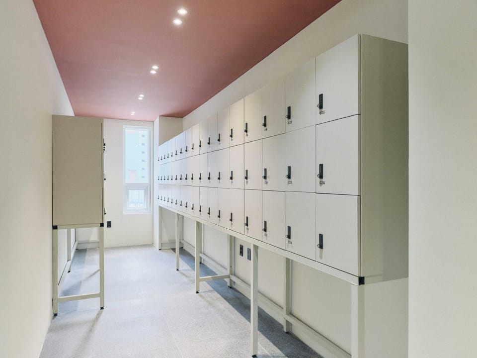 locker