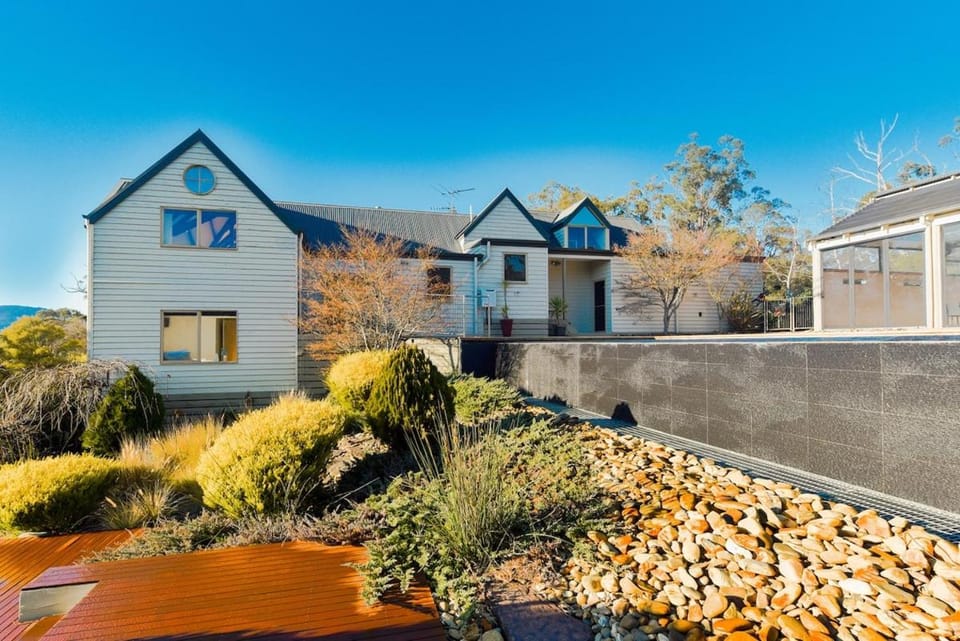 Mount View Estate - Yarra Valley - Luxury Property Villa in Yarra Junction