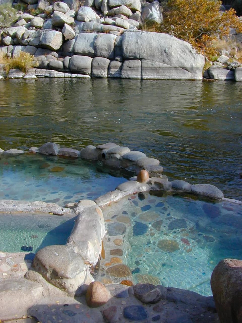 Hot Tub, Mountain Views, EV Charger, Private Beach House in Kernville