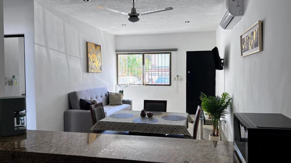 Home 365 Mérida Fresco y cómodo departamento 2 recámaras climatizado Apartment in Merida