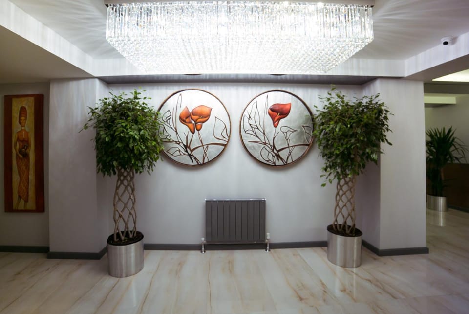 Lobby or reception, Decorative detail