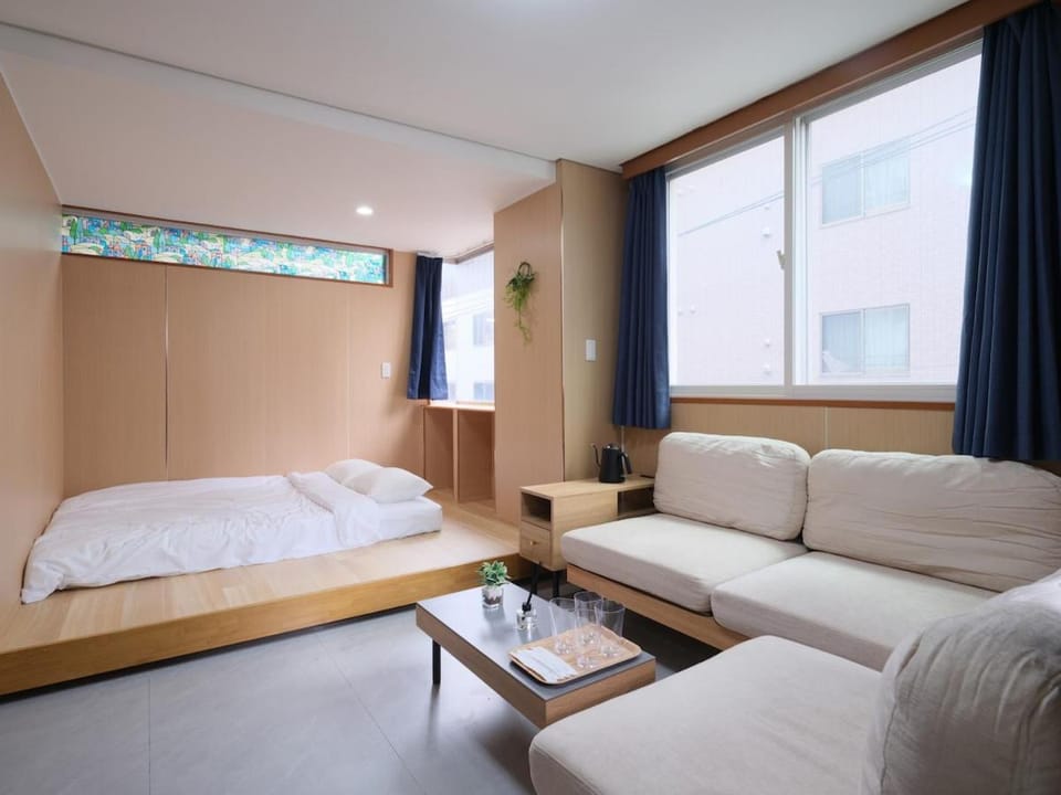 Living room, Bedroom