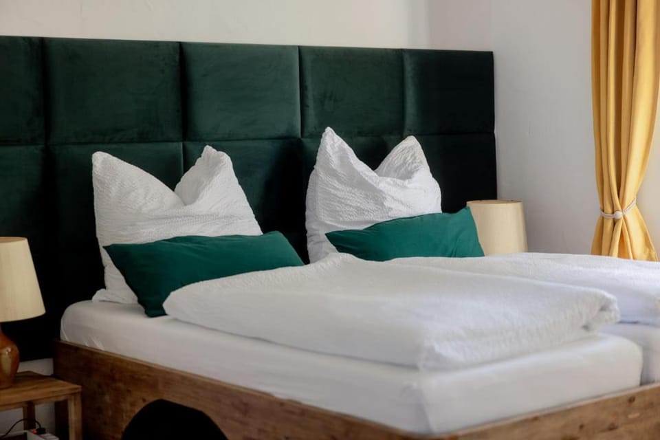 Bed, Bedroom, cot