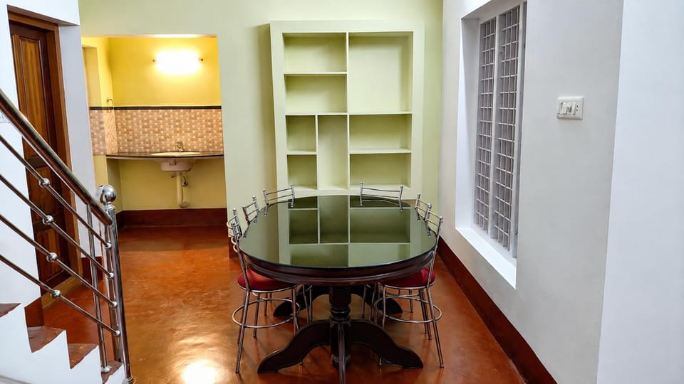 Dining area, Dinner