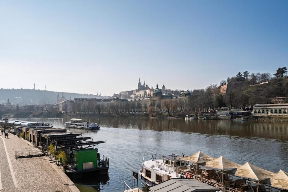 Old town Riverside luxury apartment Apartment in Prague