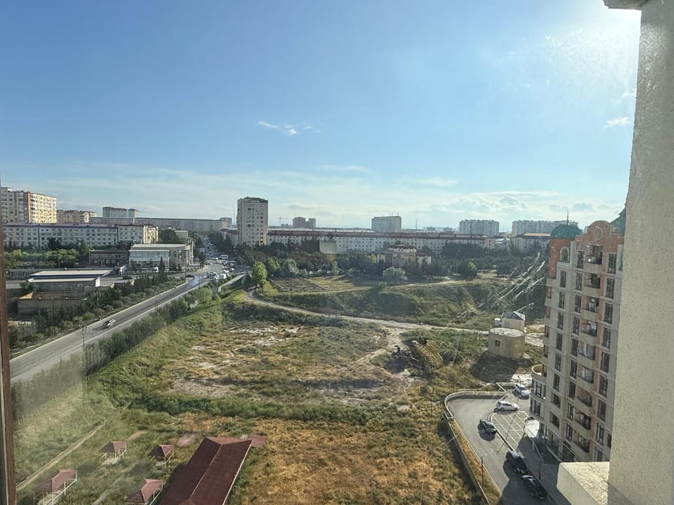 Sea View Apt near Boulevard in Sumgayit, 25 min from Baku Apartment in Baku, Azerbaijan