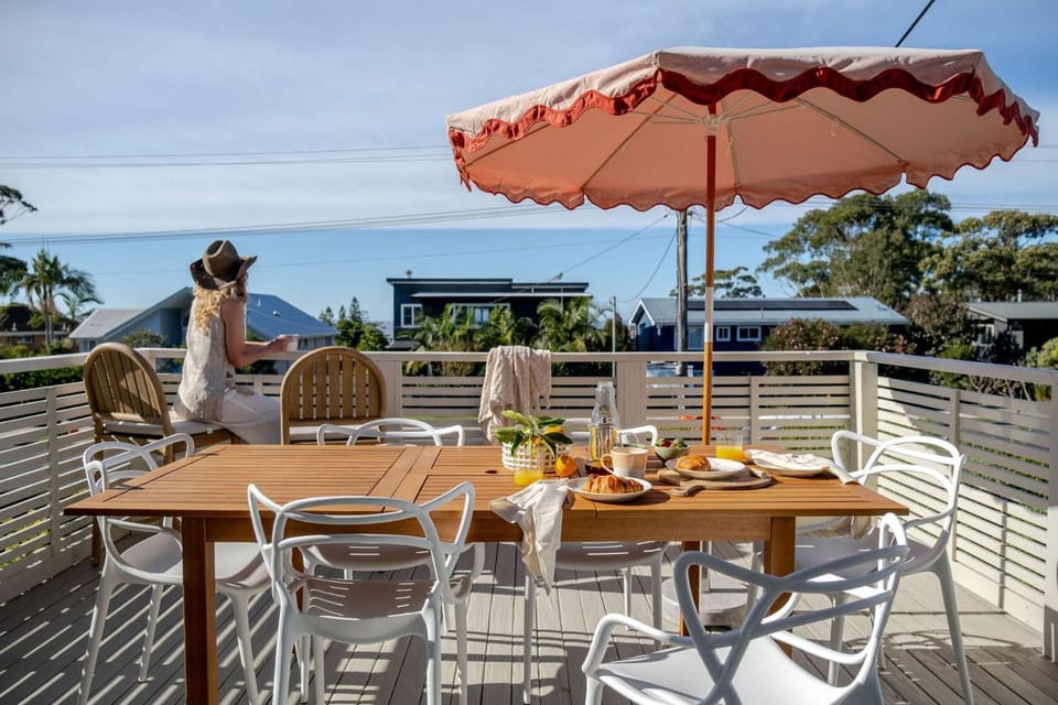 Casa Levante - Luxe Stay in Narrawallee, Spa & Beach Days House in New South Wales