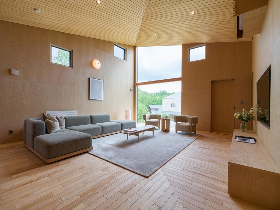 Natural landscape, TV and multimedia, Living room
