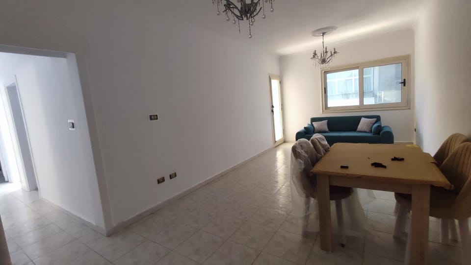 Mamorah beach , 3 bedrooms & living room, families only Apartment in Alexandria