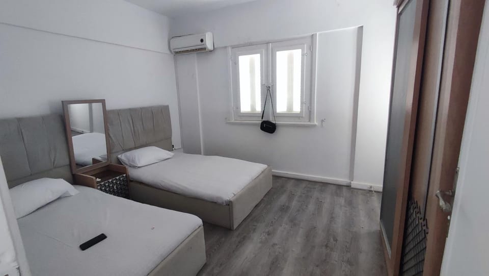 Mamorah beach , 3 bedrooms & living room, families only Apartment in Alexandria