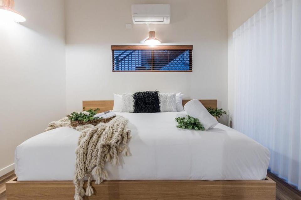 Moorings 1770 - Luxury Couples Retreat with Ocean Views House in Seventeen Seventy