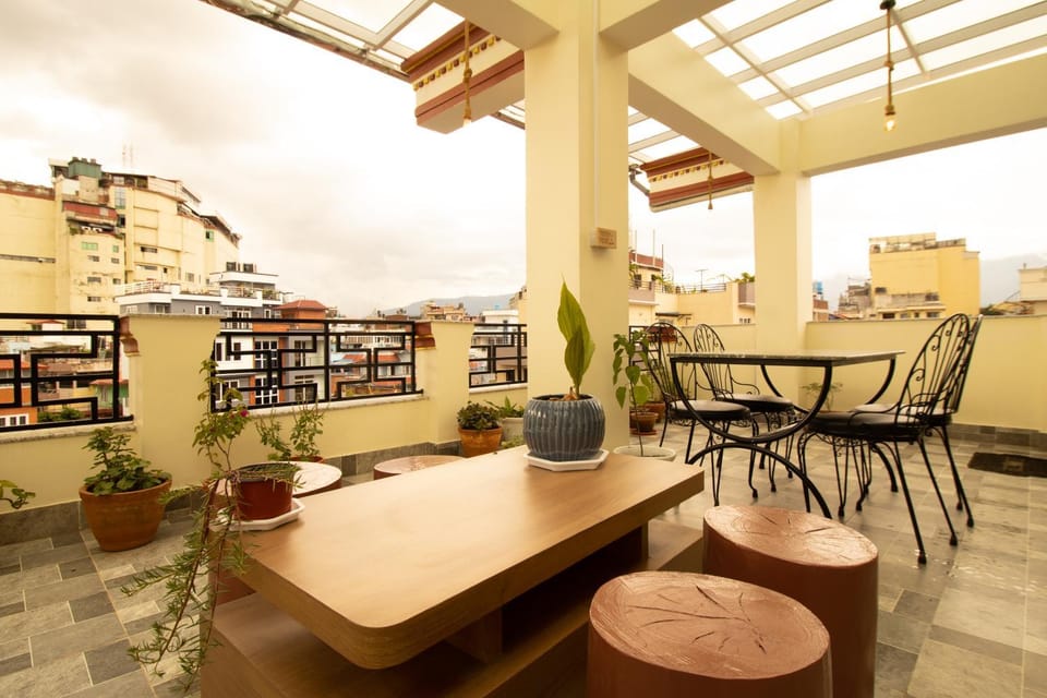 Balcony/Terrace, Evening entertainment