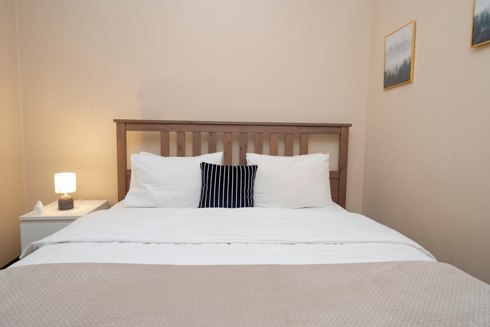 Central 3-Bedroom, 2-Bathroom Apartment in a Stylish Building Apartment in Istanbul