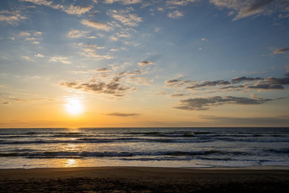 GOTO Beach Base 99-Beach 5m, Dog Run, BBQ & Bonfire Apartment in Chiba Prefecture