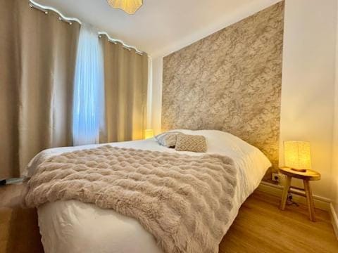 Le Cocon Doré Apartment in Calais