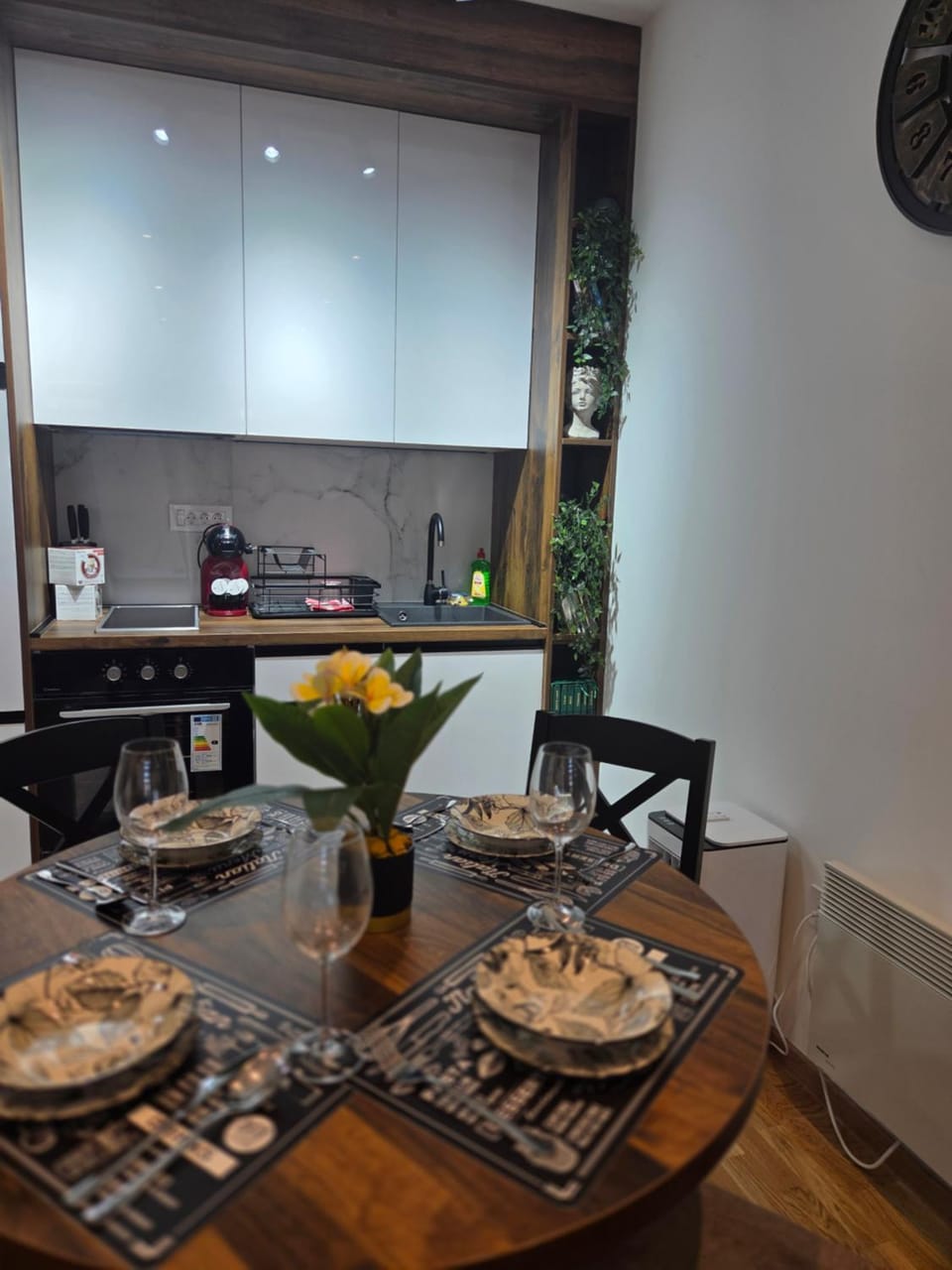 Coffee/tea facilities, Seating area, Dining area, kitchen