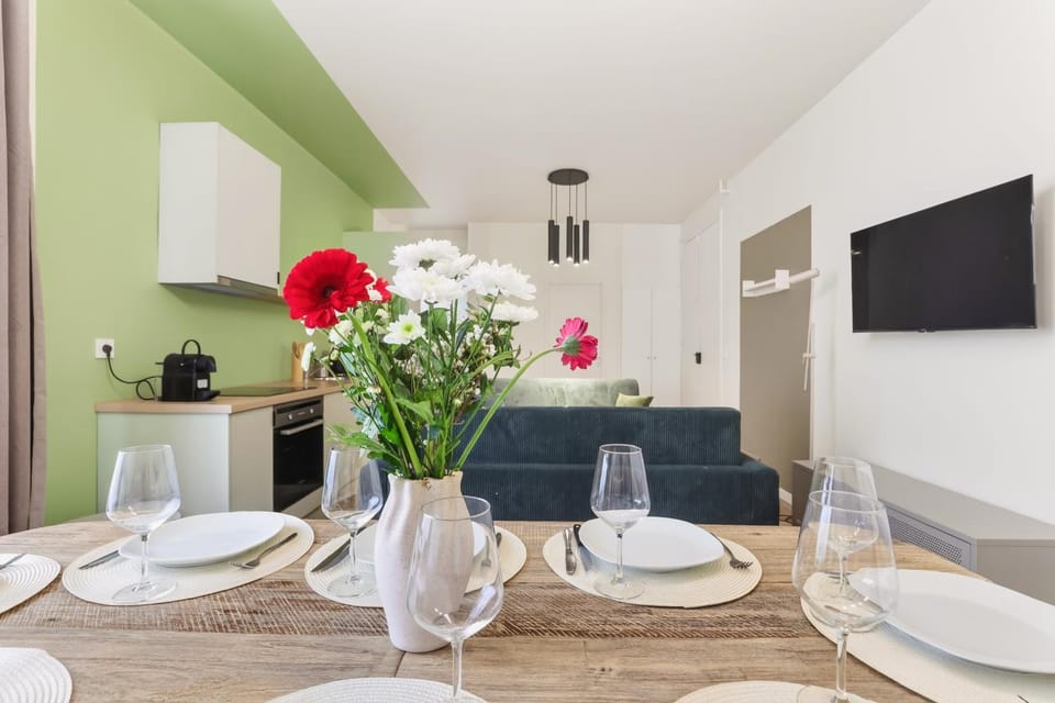 Villa Poncelet - Arc de Triomphe - Suites Apartment in Paris