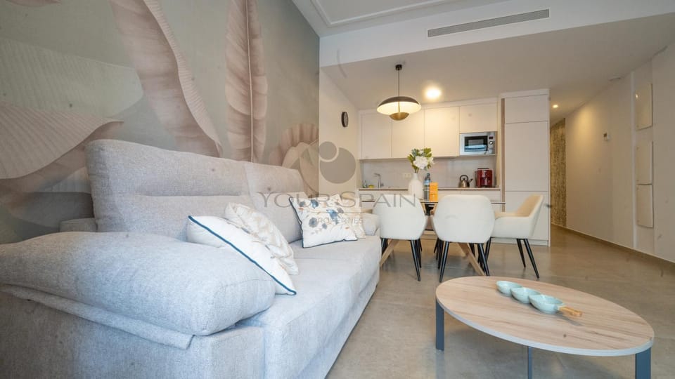 Living room, Photo of the whole room, Seating area, Dining area, kitchen