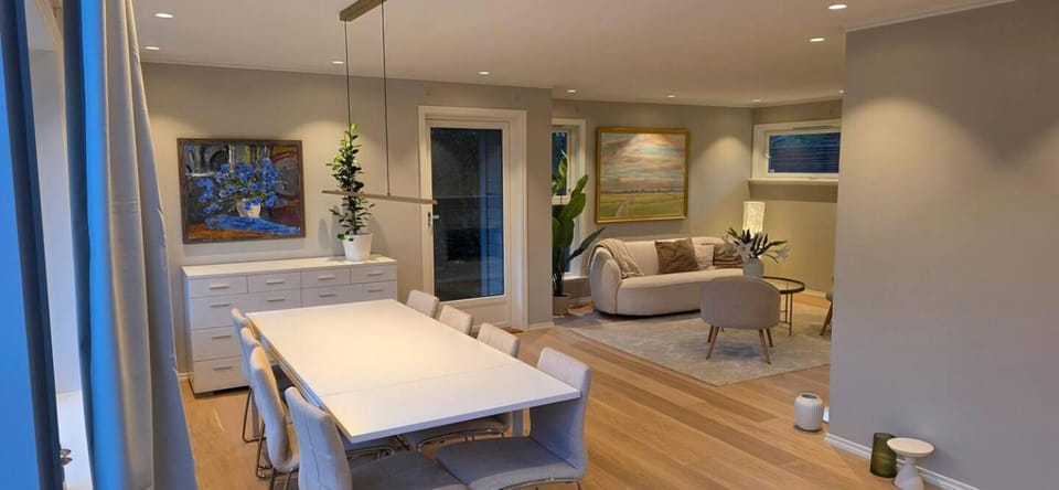 Luxury Scandinavian 3-Bedroom House near ONS with Parking Villa in Stavanger
