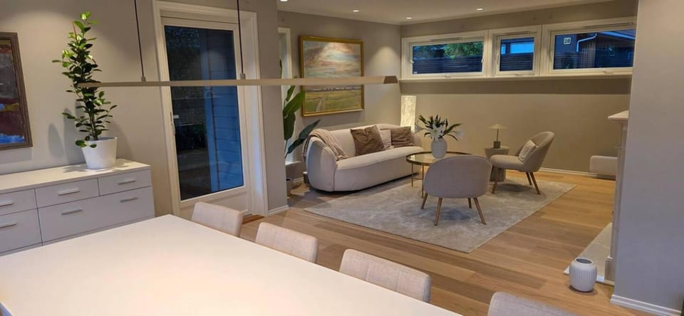 Luxury Scandinavian 3-Bedroom House near ONS with Parking Villa in Stavanger