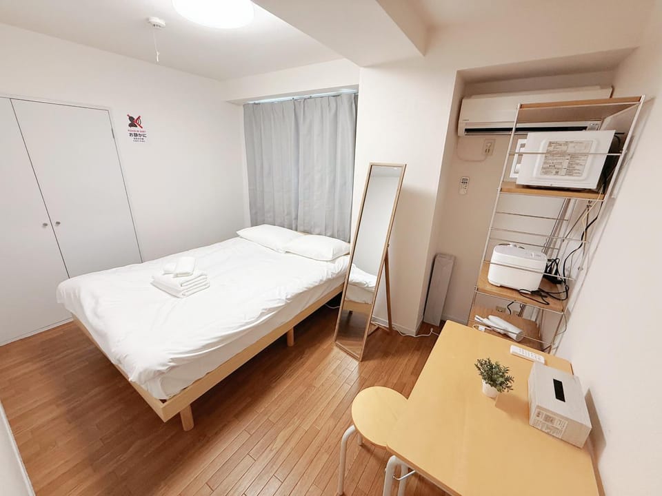 Excellent Access to Shinjuku Shibuya and Ginza 30 Seconds from Higashi Ikebukuro Station Steps from Sunshine City Fully Equipped Comfortable Studio for Up to 3 Guests Apartment in Shinjuku