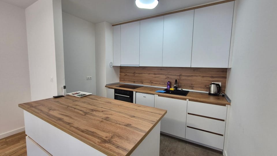 Kitchen or kitchenette, stove
