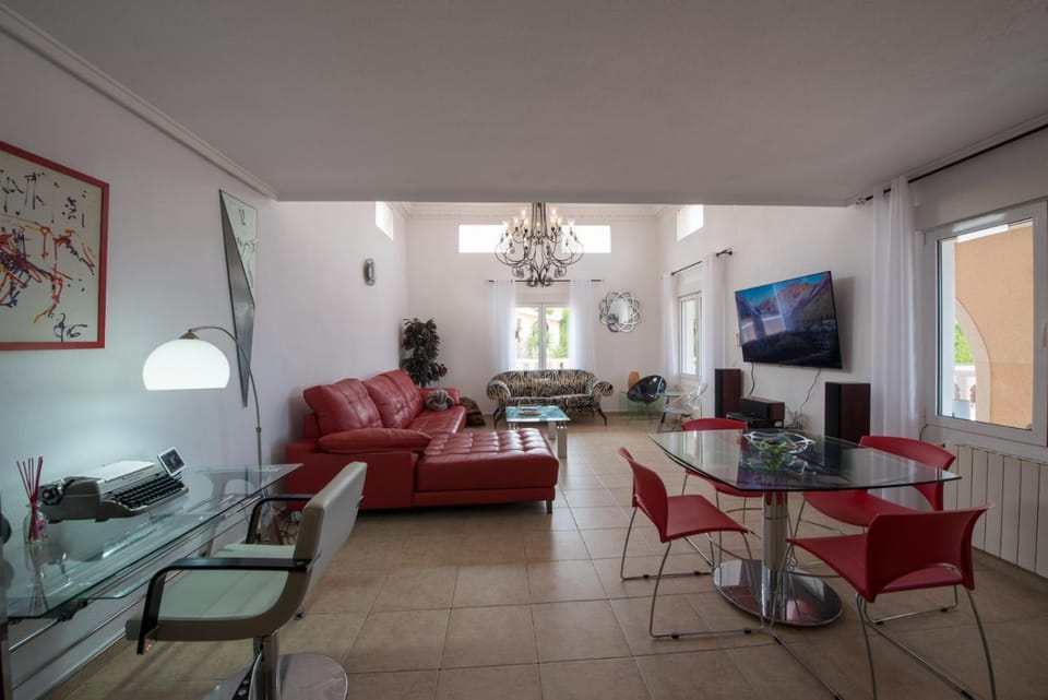 TV and multimedia, Living room