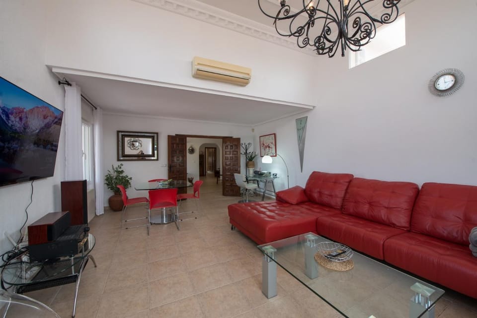 TV and multimedia, Living room, Seating area