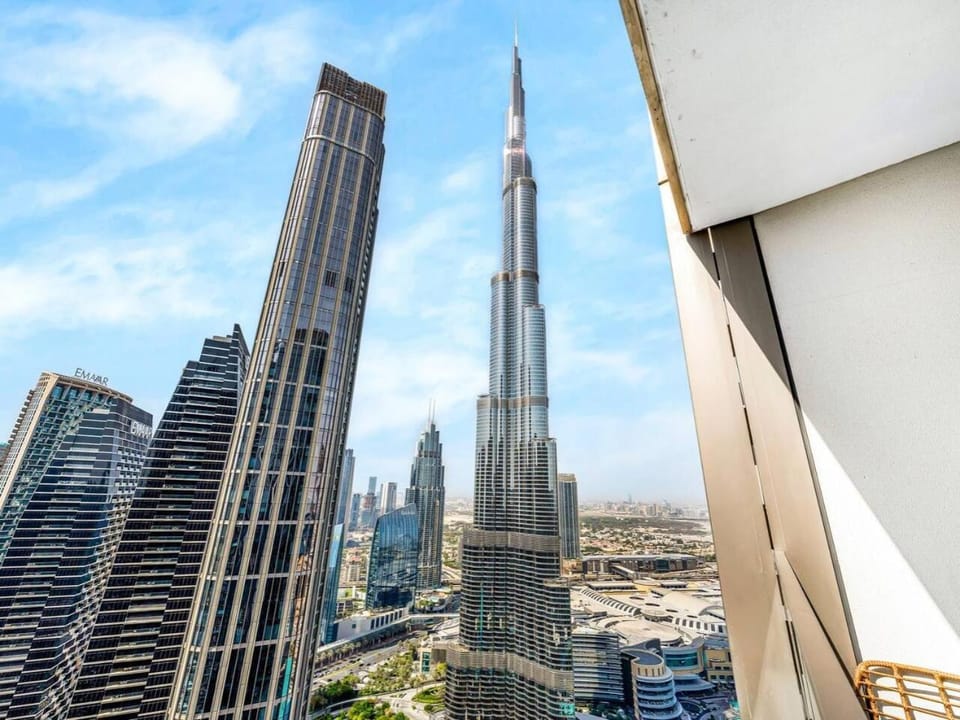 The Bellagge Signature Stays Grande 2BRs with Burj Views Apartment in Dubai