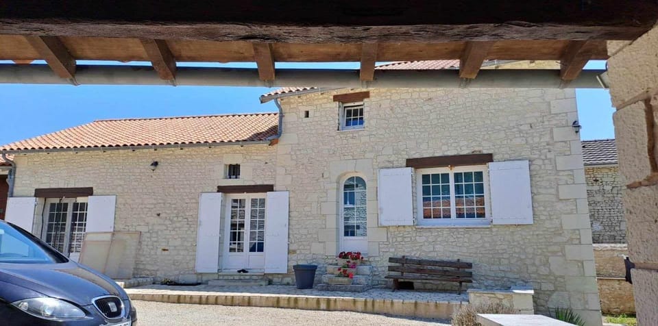 Villa Giraudeaux House in Nouvelle-Aquitaine