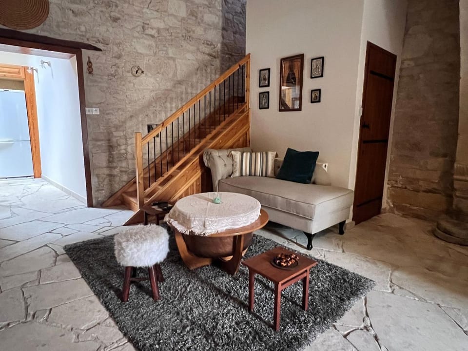 Living room, Decorative detail
