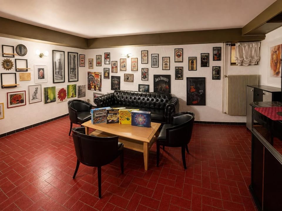 Lounge or bar, Seating area, VIP