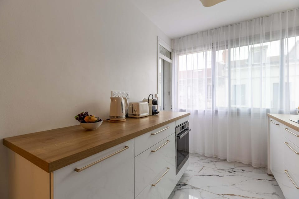 Appartement rénové Lumineux proche de la gare av Charras Apartment in Clermont-Ferrand