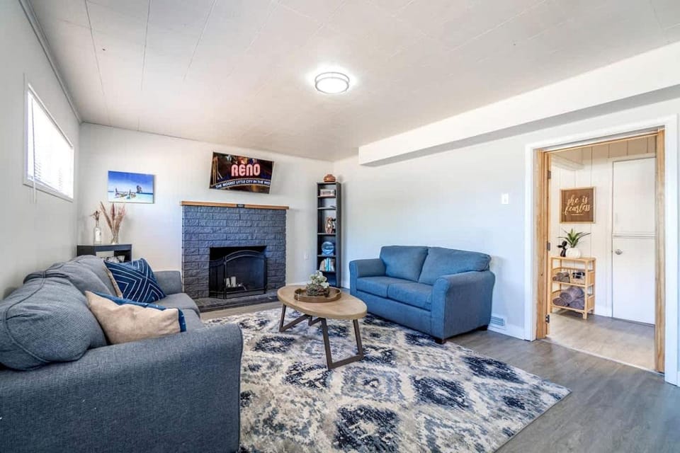 Pet-Friendly Reno Retreat with BBQ, Fenced Yard & 4 Bedrooms House in Reno