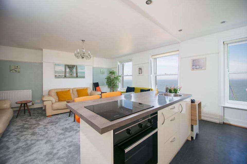 Ramsgate Horizon View -Quirky 2 bed sea views Apartment in Ramsgate