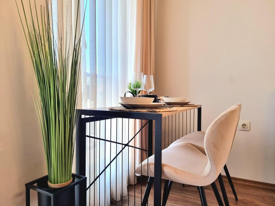 Luxury Studio & Pool in Diamond Beach Sarafovo Apartment in Burgas