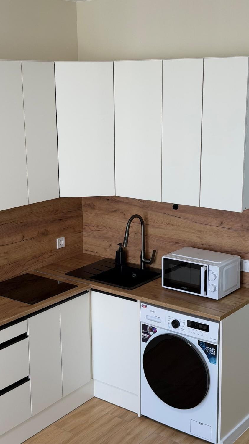 Светлый и уютный смарт в ЖК Smart City Apartment in Odessa