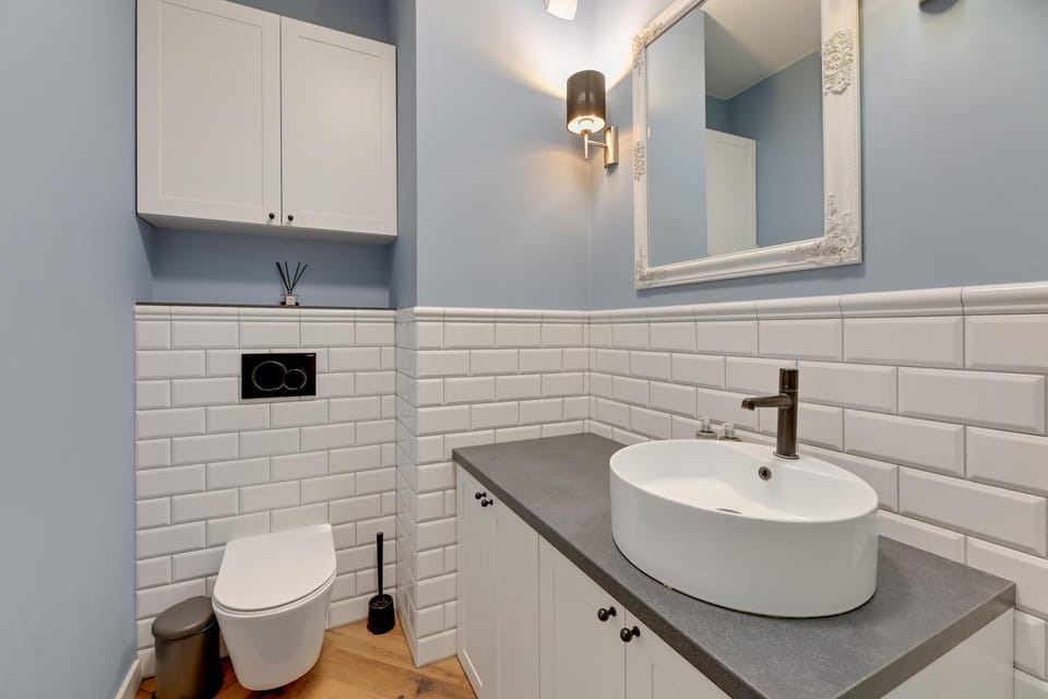 Toilet, Bathroom