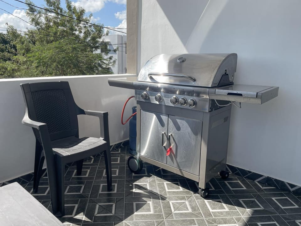 BBQ facilities, Balcony/Terrace
