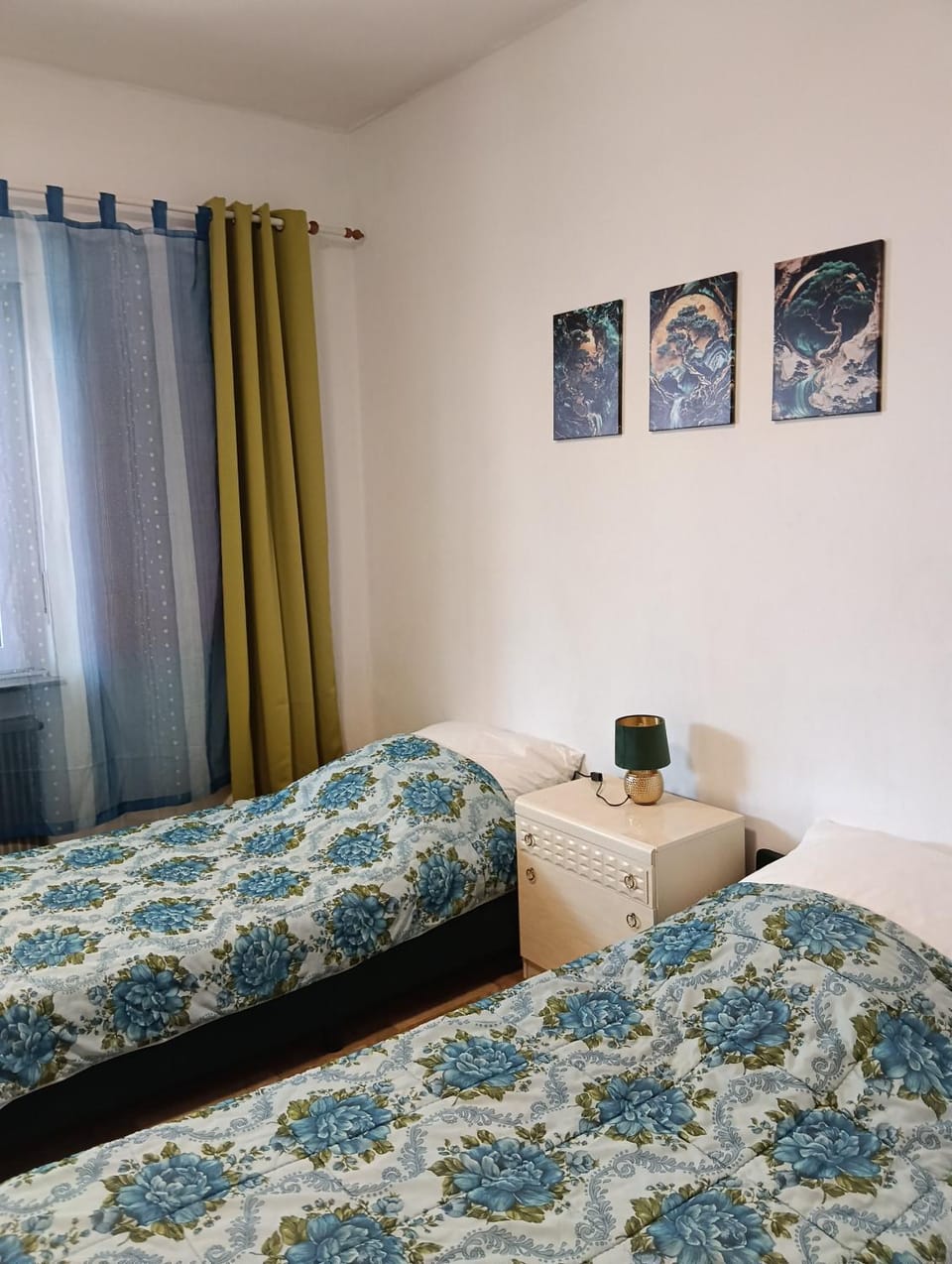 Property building, Living room, Bedroom