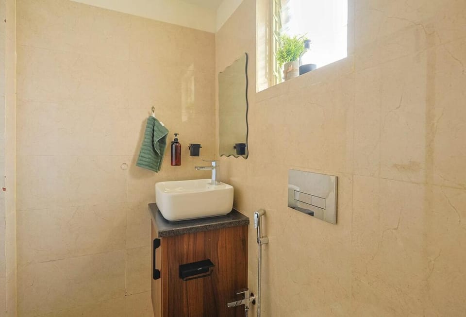 The Loft Modern Designer Apartment in Kolkata Apartment in Kolkata